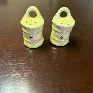 Vintage Japan Art Pottery Hay Stack Bucket Pair of Salt & Pepper Shakers